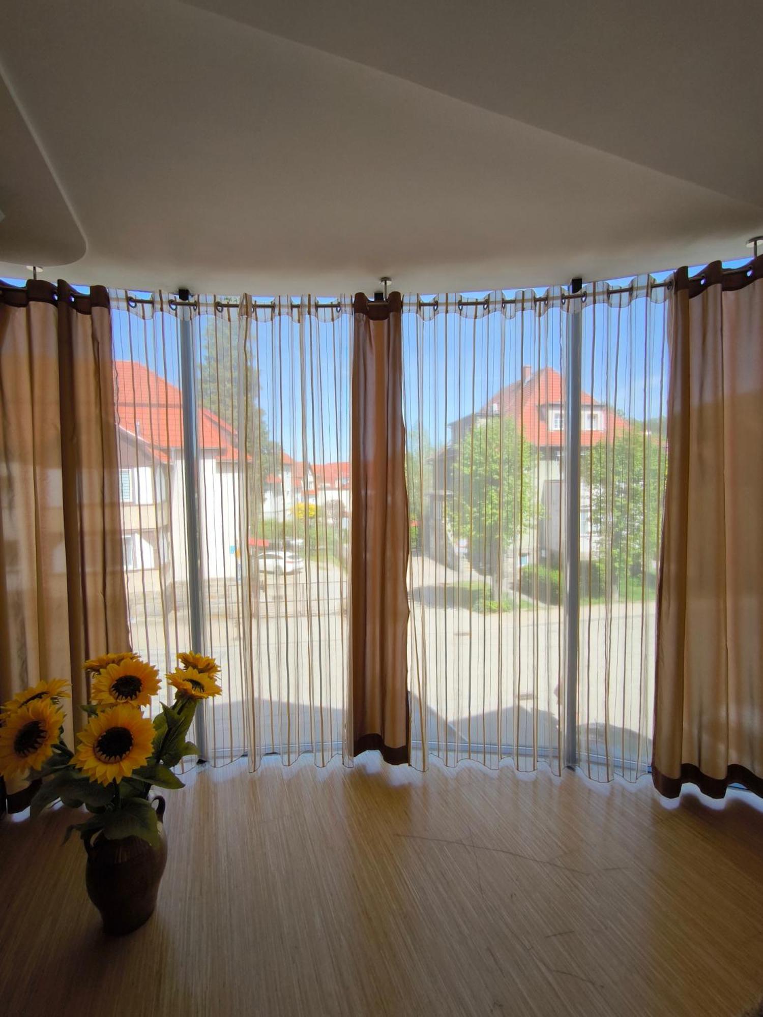 Uroczy Apartament Przy Deptaku Z Parkingiem. Polanica-Zdroj Luaran gambar